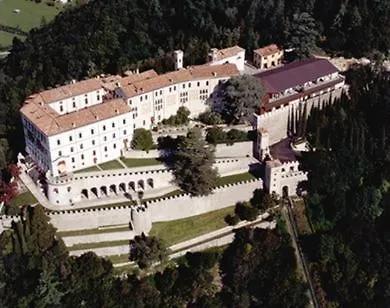 Ca' Serravalle Apartment *